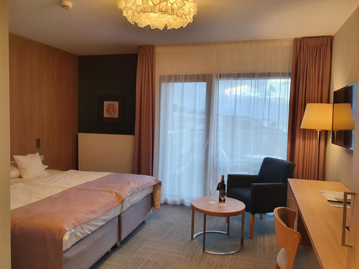 מיילנו Baltivia Sea Resort מראה חיצוני תמונה